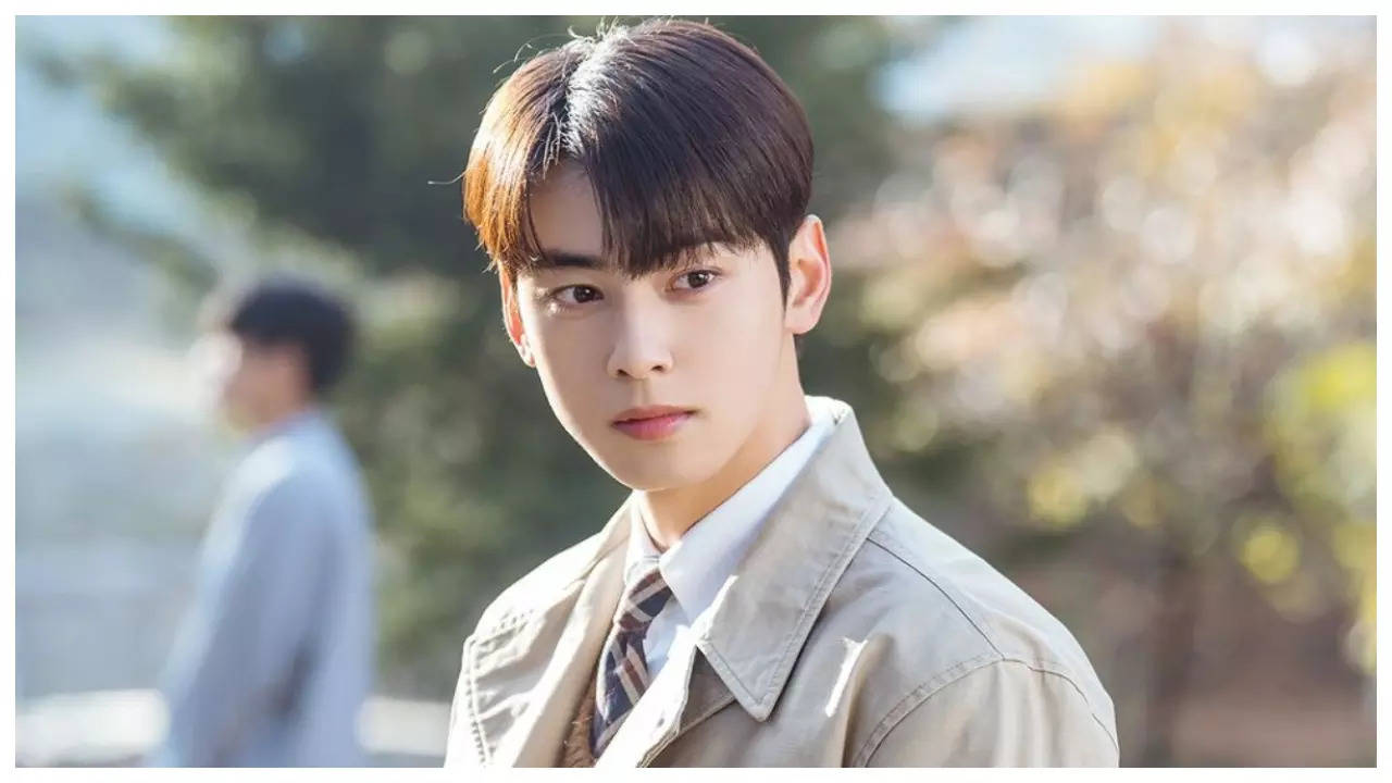 Cha Eun Woo: The most memorable episode of 'A Good Day To Be A Dog' was the  scene where I had to get a kiss from a dog - Times of India