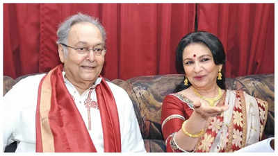 When Sharmila Tagore revealed the life lessons she learned from Soumitra Chatterjee