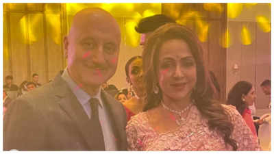 Anupam Kher shares UNSEEN videos and pics from Hema Malini's birthday bash, showers praises on the 'Dream Girl': see inside