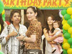 Sanjay, Manyata celebrate twins b'day