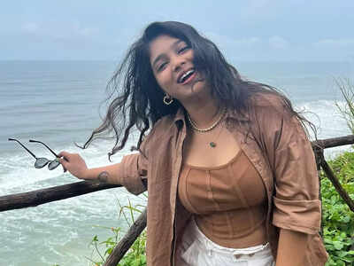 Cooku With Comali fame VJ Parvathy enjoys a vacation with her family