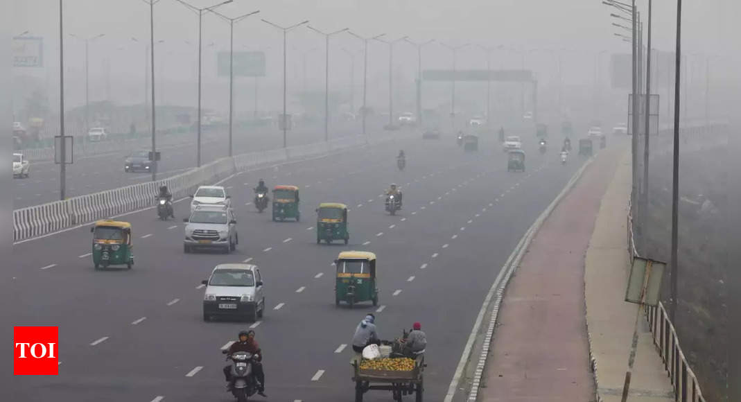 Delhi records lowest maximum temperature in October this year | Delhi News