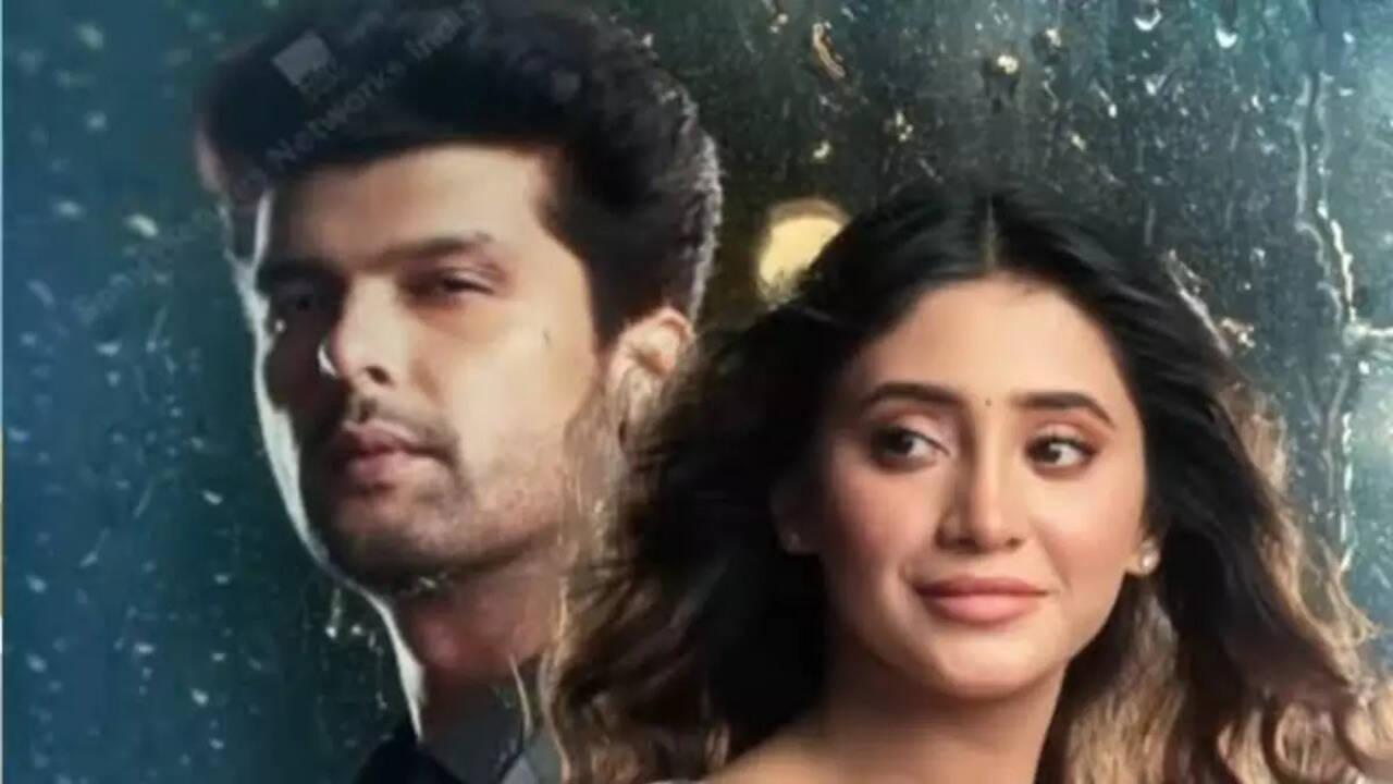 Barsatein- Mausam Pyaar Ka: Aradhana breaks down after Reyansh gets engaged to someone else, netizens are furious - Times of India