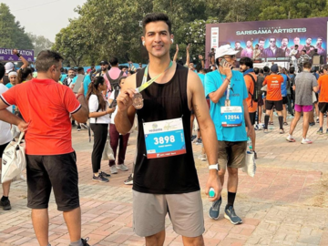 Puneet Beniwal radiates energy and enthusiasm at Vedanta Delhi Half Marathon