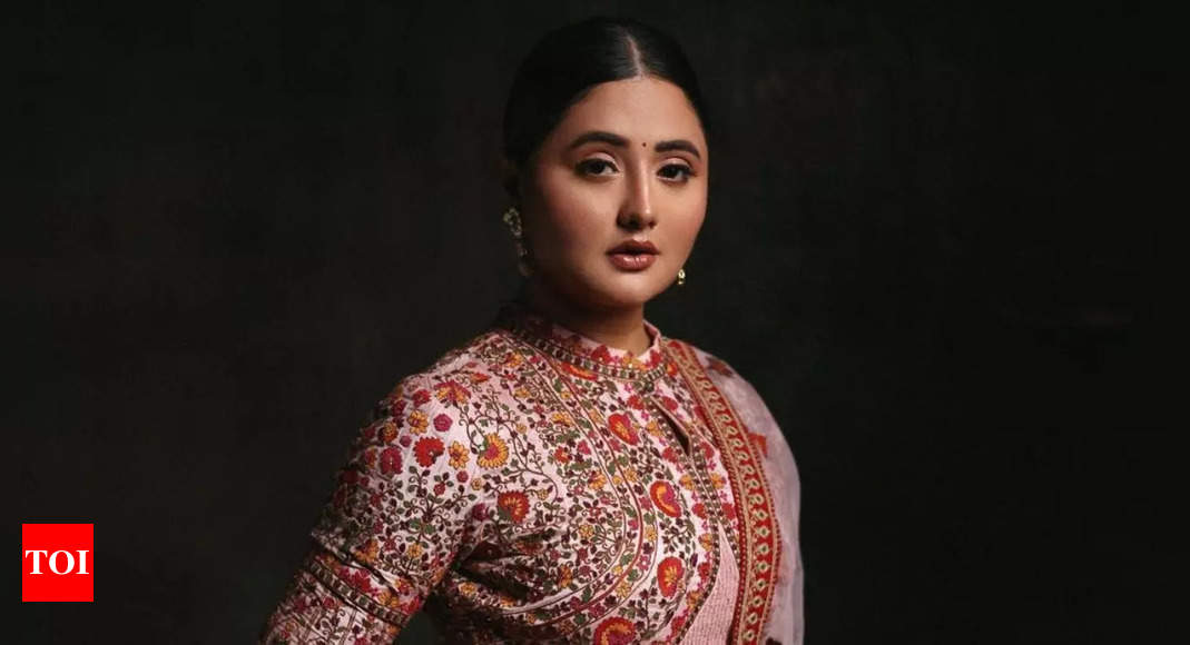 Rashami Desai Shares Her Unconditional Love For Garba Times Of India 0651