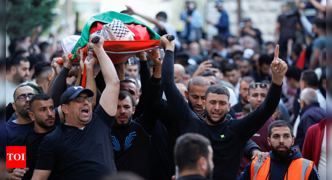 West Bank: Israel troops kill two Palestinian teens in West Bank