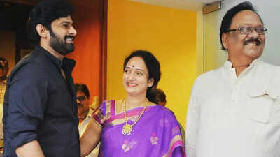 Prabhas' aunt Shyamala Devi spills the beans on his wedding plans: We will invite all media for the marriage and celebrate it | Hindi Movie News - Times of India