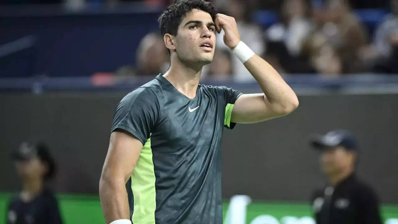 Carlos Alcaraz withdraws from Swiss Indoors championships with injury Tennis News