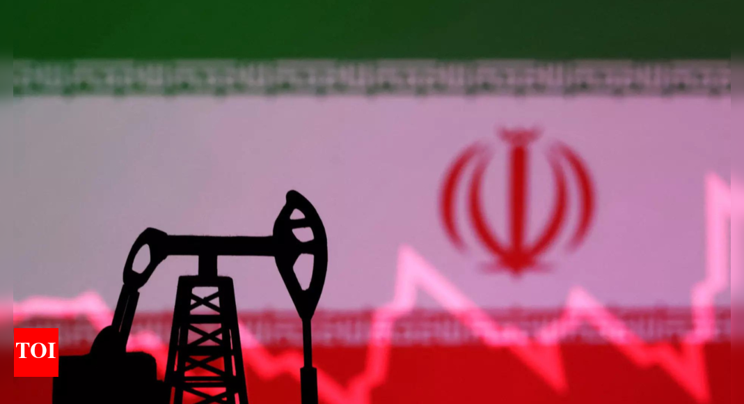 Iran urges Islamic nations to impose oil embargo, other sanctions on Israel
