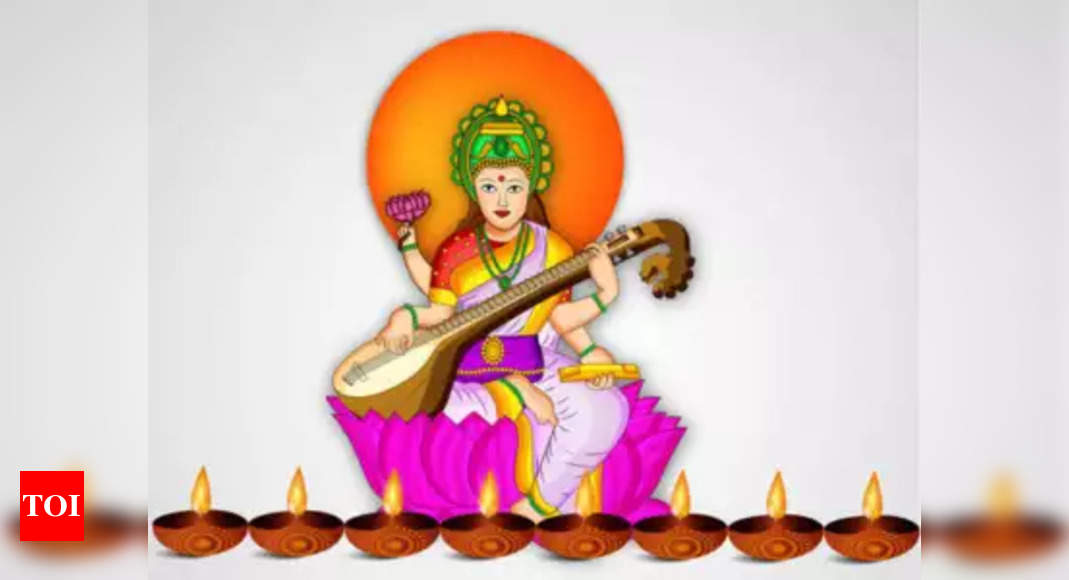 Hrithik Roshan says 'I pray to Goddess Saraswati to bless creative spirit  in each of us' – India TV