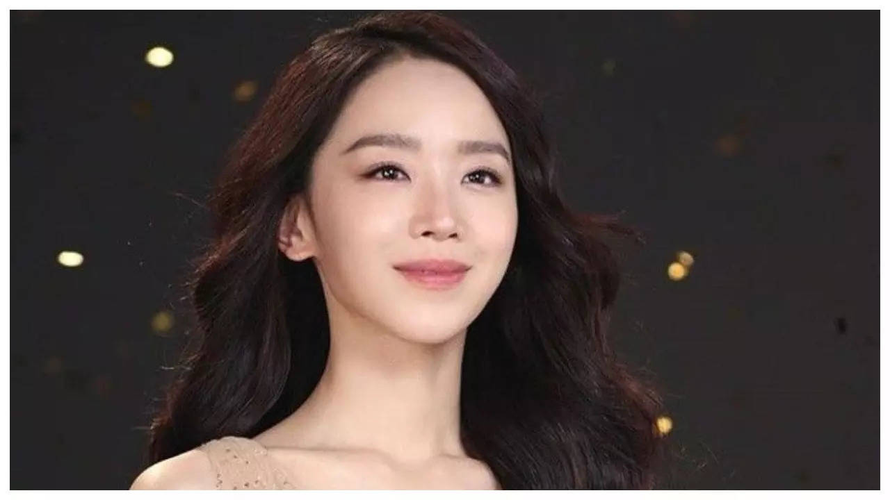 'See You in My 19th Life' actress Shin Hye-sun clarifies on rumours
