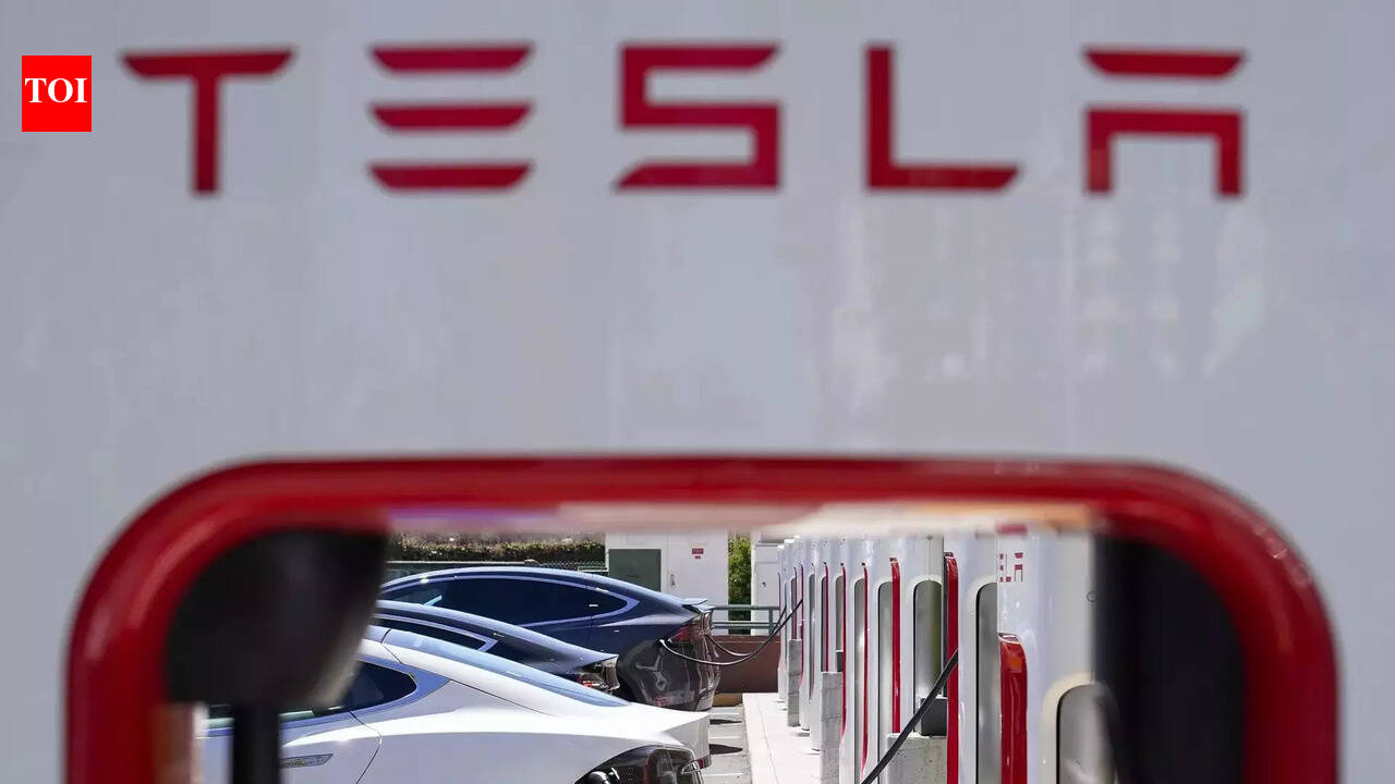 Tesla tumbles as Wall Street raises doubt over growth outlook - The ...