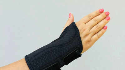 Wrist brace for pain relief & support after injury