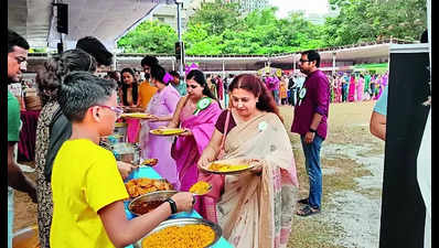 For devotees, community meals strike right chord