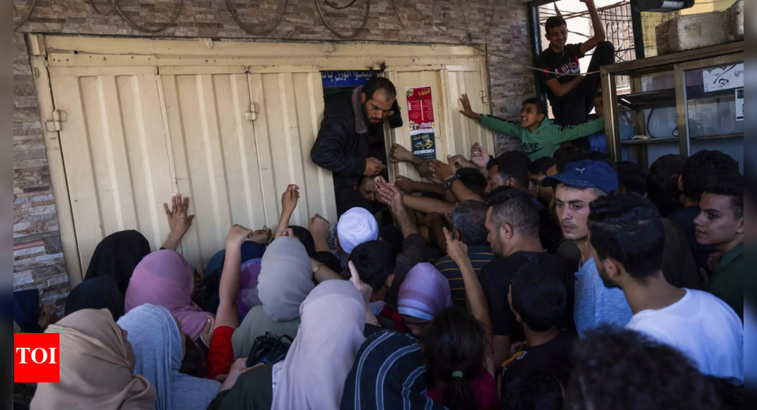West Bank a possible 'third front' for Israel