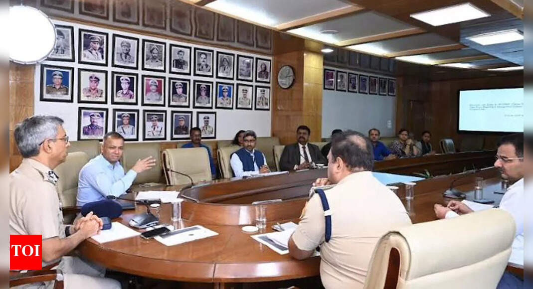 Aadhar Linking with Bank Account Haryana DGP urges banks to strengthen