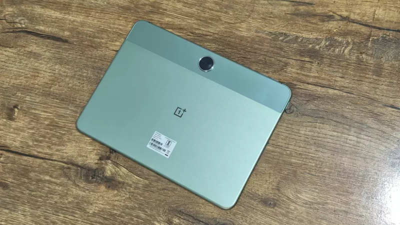 OnePlus Pad review: feature-packed tablet with a sleek design
