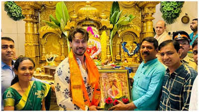 Tiger Shroff seeks blessings at Siddhivinayak Temple
