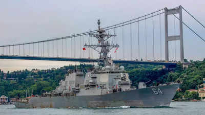 US warship was locked in 9-hour battle near Yemen coast