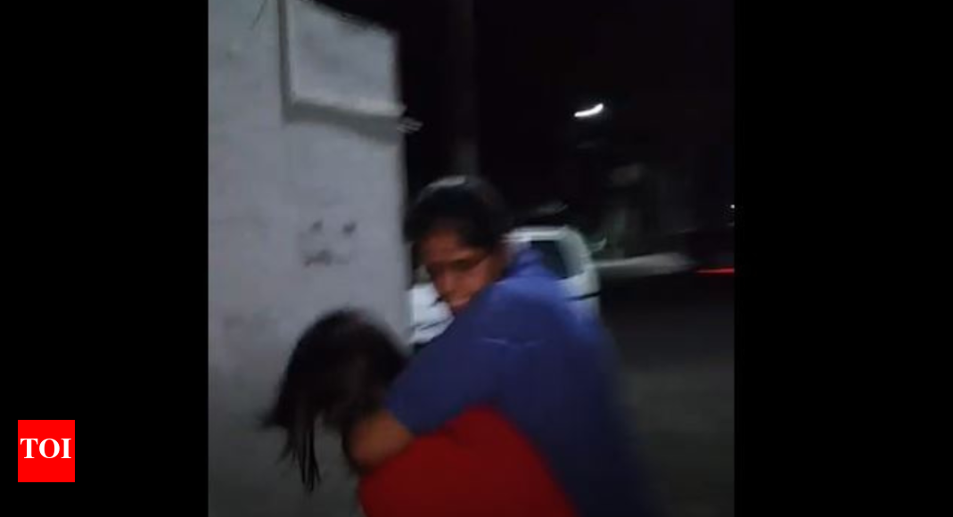 Woman constable suspended for assault on dog feeder in Pune | Pune News ...