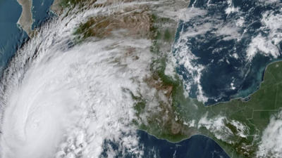 Hurricane Norma, now Category 2, nears west Mexico coast