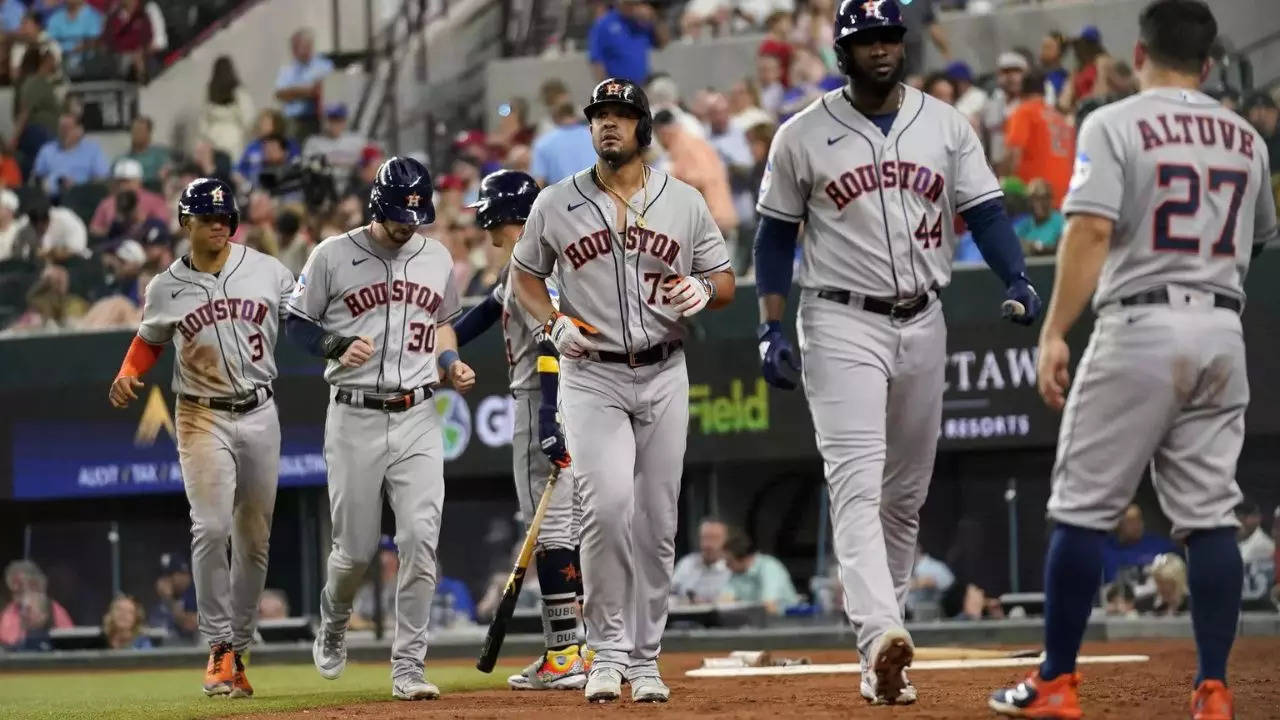 Houston Astros: Key moments in ALCS Game 5 win vs. Texas Rangers