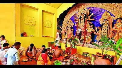 GMC to award Puja pandals in city after evaluation on 6 parameters