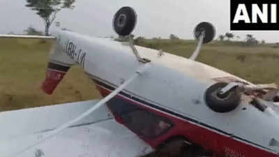 Training aircraft crashes during emergency landing near Pune's Baramati; trainer, trainee injured