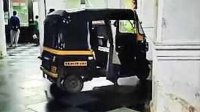 In Thane where auto driver became Maharashtra CM, many quitting trade