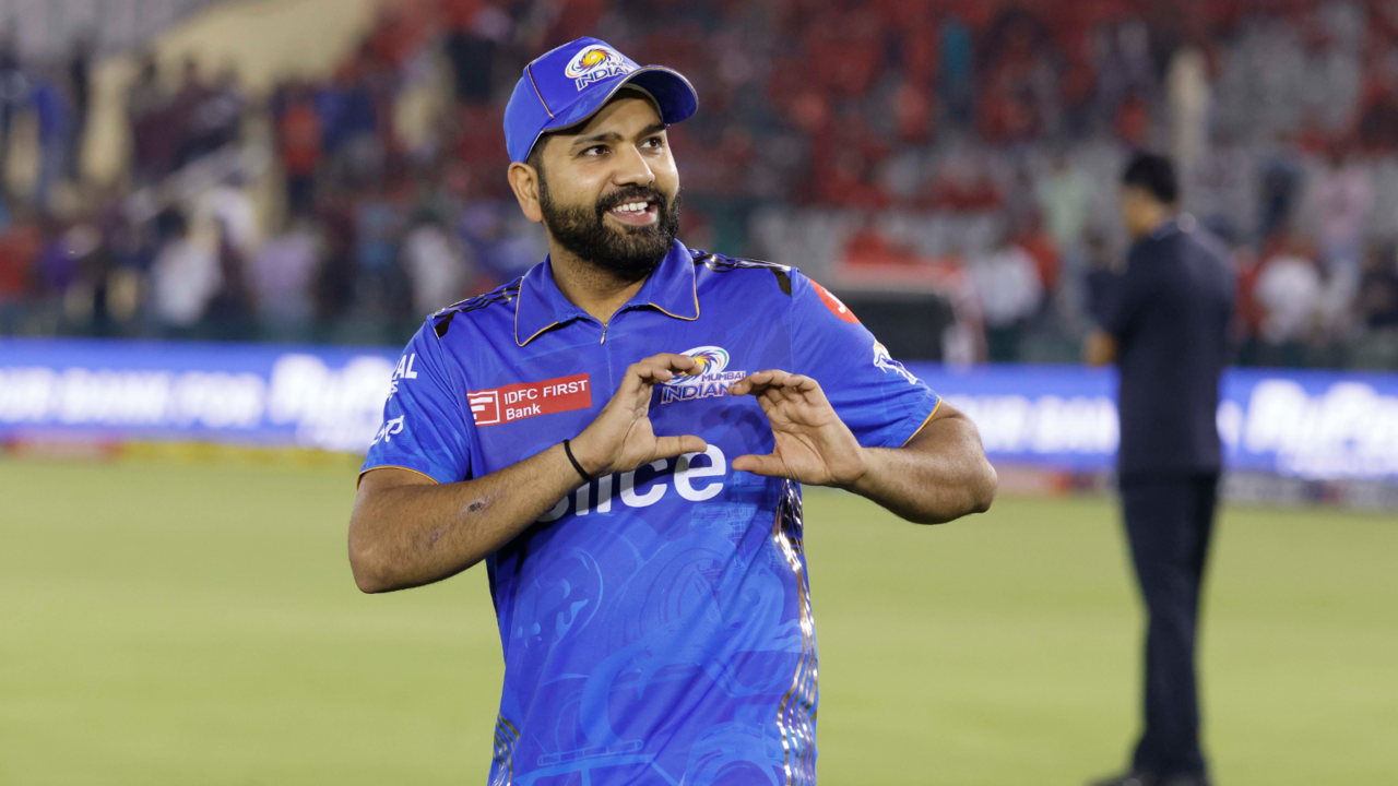 Rohit Sharma Impressed as India's Coach Reveals 'Best Fielder' in a ...