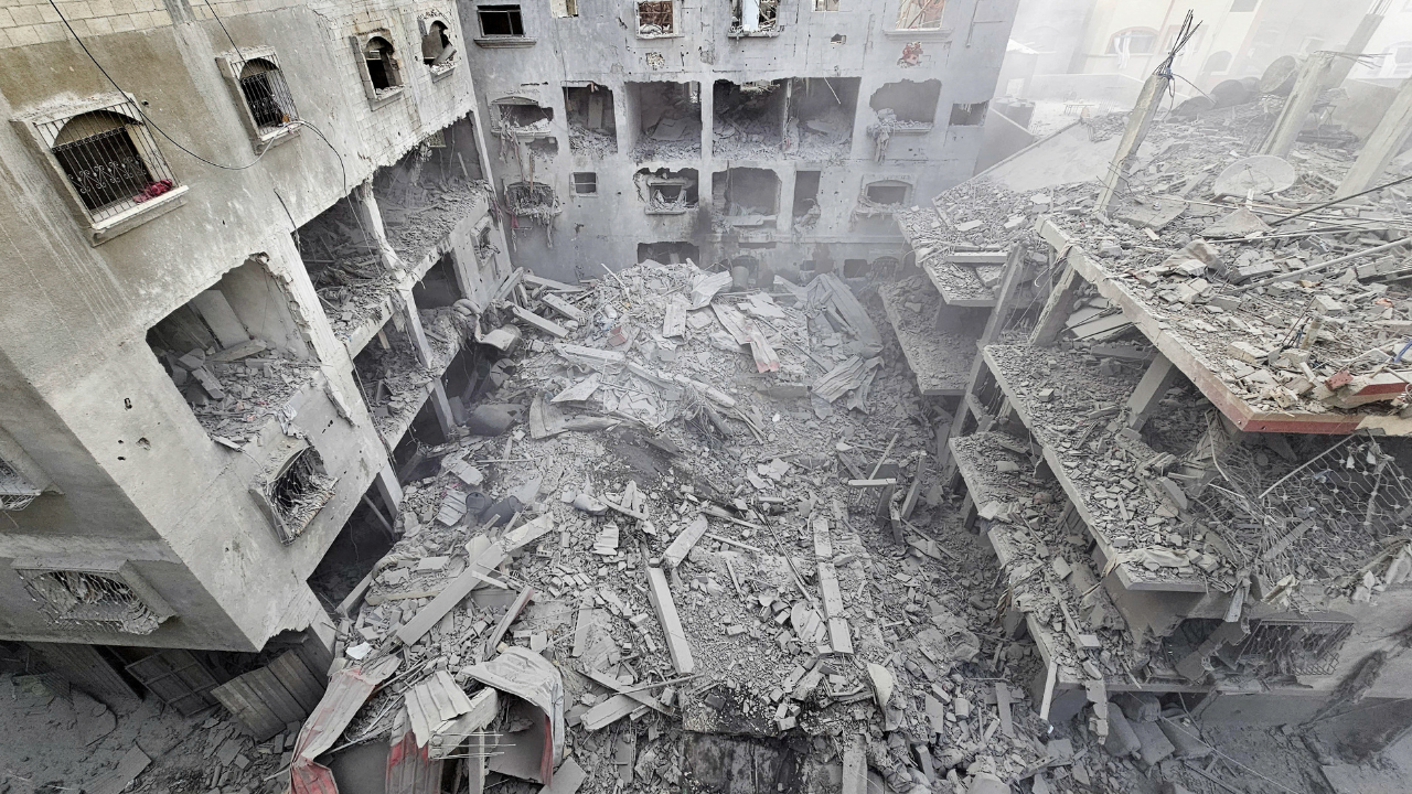 Israeli warplanes carry out overnight raids in Gaza, destroying 12  buildings in a minute