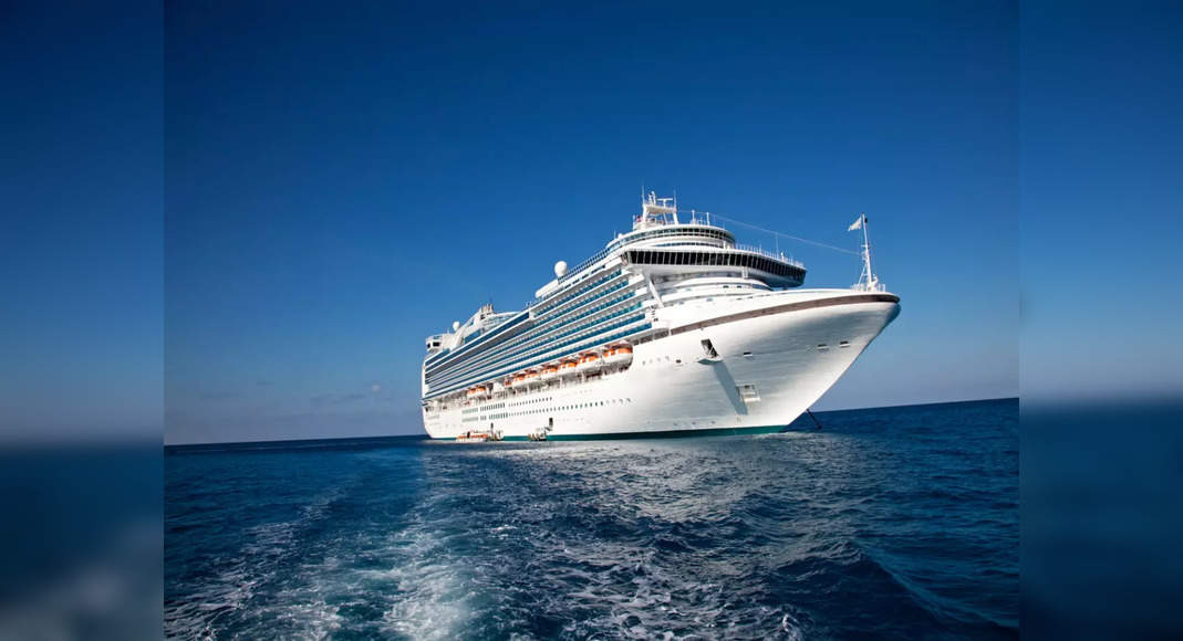 What does the cruise scene in Goa look like?,