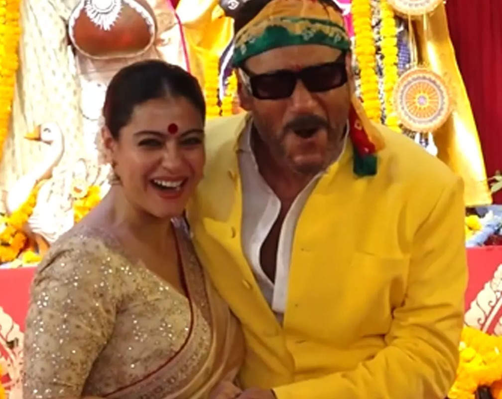 
'Jai Durga Maa! Jai Maa ki phir chinta kahe ki baba!’, screams Jackie Shroff as he poses with Kajol at Durga Puja pandal

