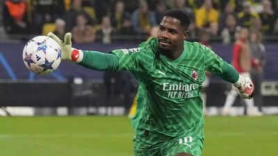 Mike Maignan - Sự Bình Tĩnh Của Người Gác Đền Câu Chuyện Từ Paris Đến Milan