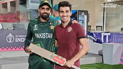 World Cup: Pakistan skipper Babar Azam gifts his bat to Afghanistan's Rahmanullah Gurbaz