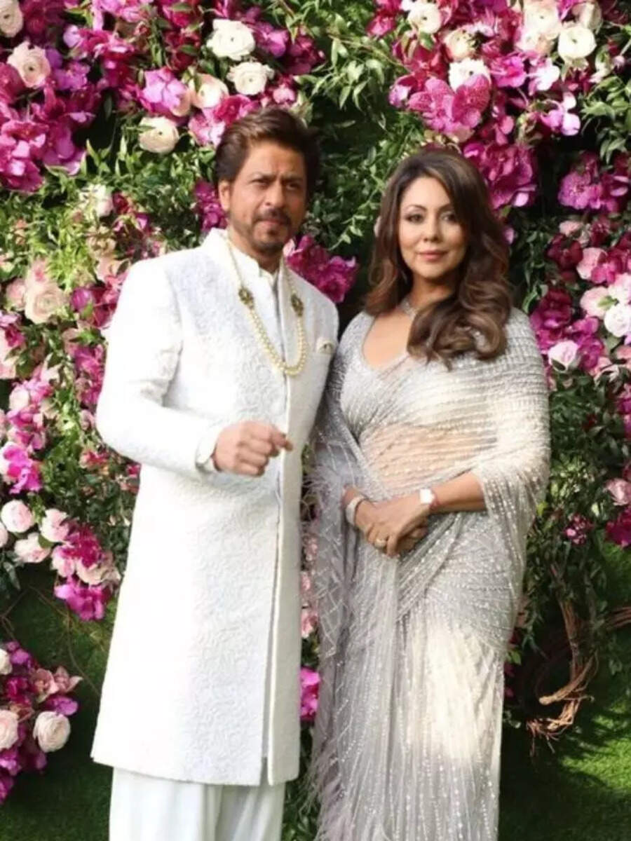 Shah Rukh Khan And Gauri Khan's Iconic Love Story | Zoom TV