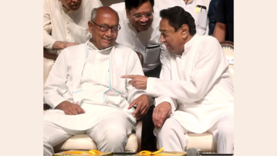Had suggested giving 4 seats to SP, don't know what happened: Digvijaya Singh
