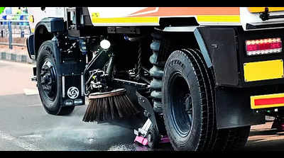 Madurai gets 2 road-sweeping machines to stop sand piling up