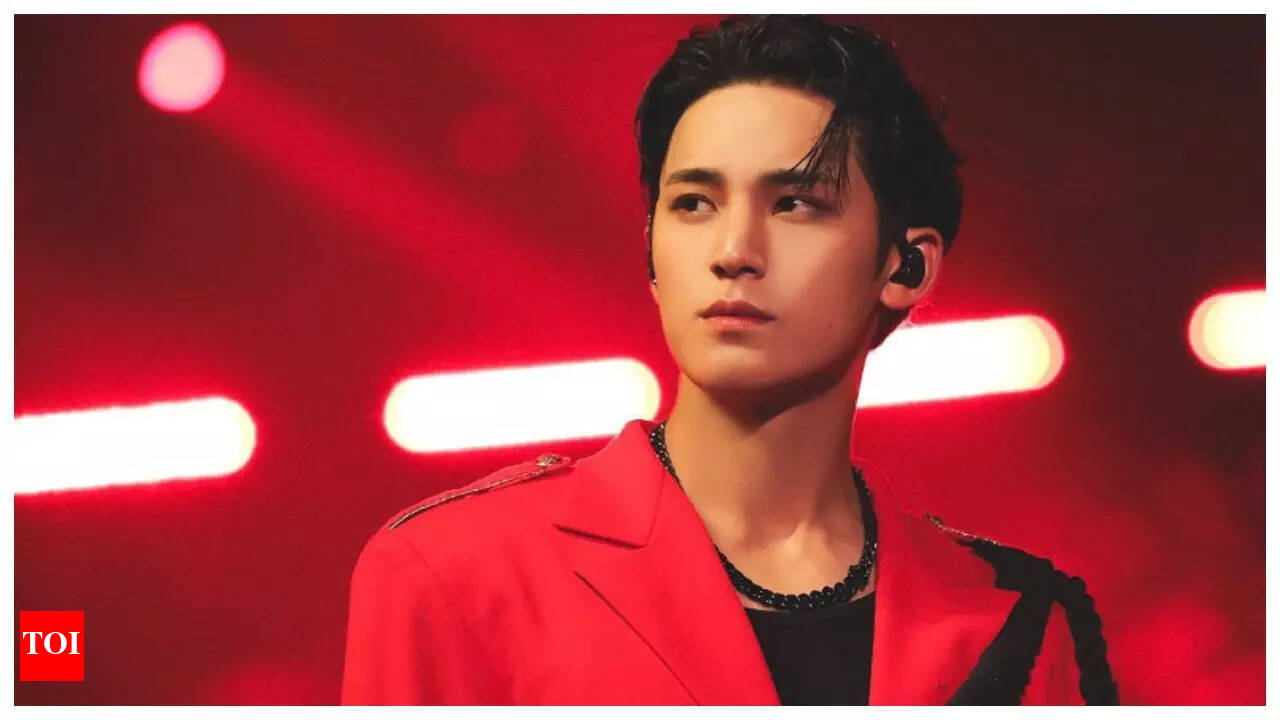 SEVENTEEN - myung Seventeen Fashion (세븐틴 패션) 🩵🩷 | Mingyu style in