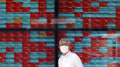 Asia stocks helped by China spending plan, oil down on Israel hope