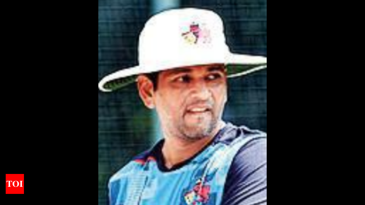 Cricket: Muzumdar Named Head Coach Of Indian Women's Cricket Team