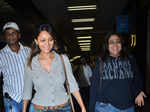 Gauri leaves for 'Ra.One' London premiere