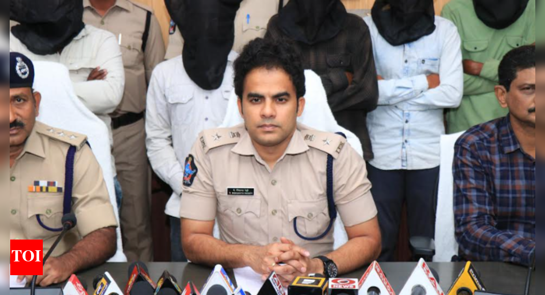 Andhra Pradesh: Police arrest six in murder case of 54-year-old woman ...