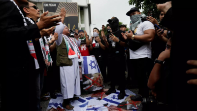 Activists slam Malaysia's solidarity program for Palestinians after children seen toting toy guns
