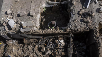 Islamic State group claims responsibility for an explosion in Afghanistan, killing 4