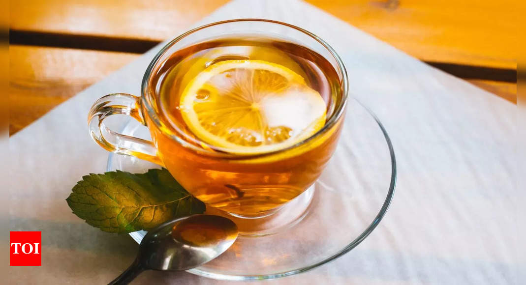 These 5 Benefits Of Drinking Lemon Tea Will Make You Ditch Your Regular ...