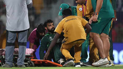 ICC World Cup: 'Shadab ne concussion ka bahana banaya' - Umar Gul accuses Shadab Khan of faking injury