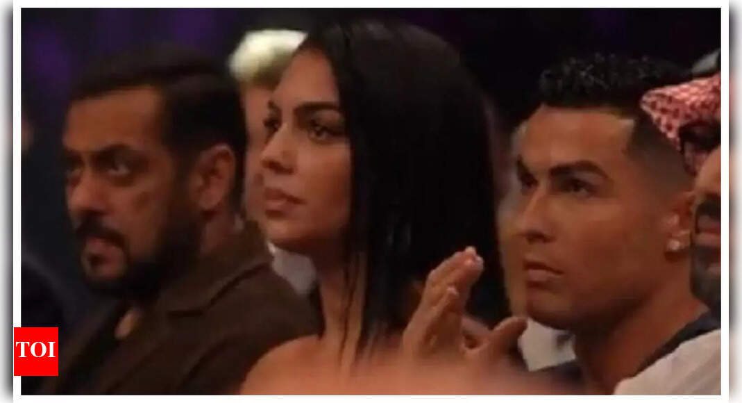 Salman-Cristiano snapped at a boxing match