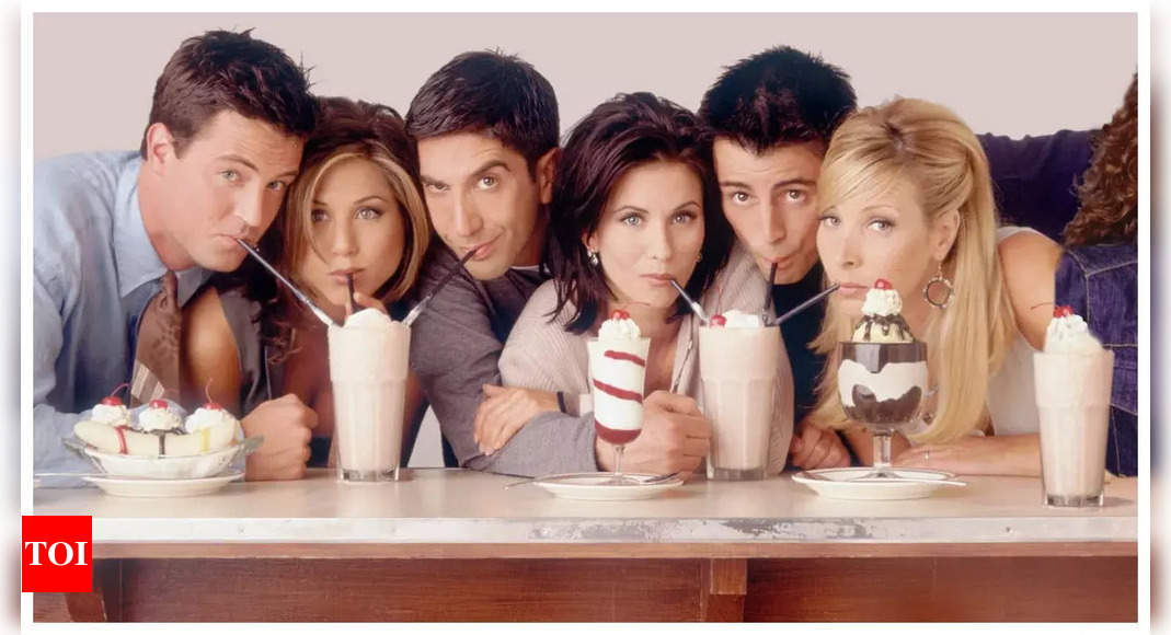 ‘Friends’ pays tribute to Matthew Perry aka their favourite Chandler Bing following his shocking demise: ‘He was a true gift to us all’ – See post | Hindi Movie News