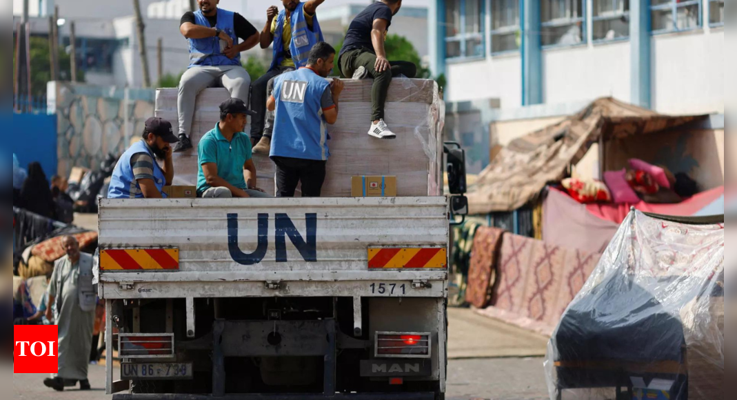 Desperate Palestinians raid UN aid warehouse in Gaza - Times of